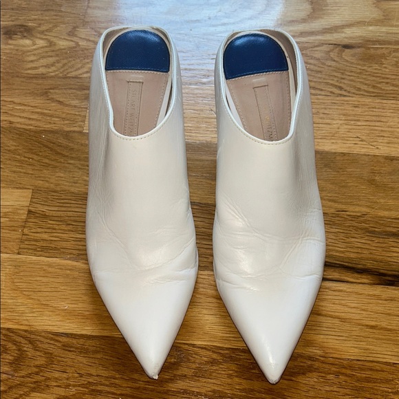 Stuart Weitzman Mira leather white pointed-toe mules / size 6.5 - Picture 6 of 8